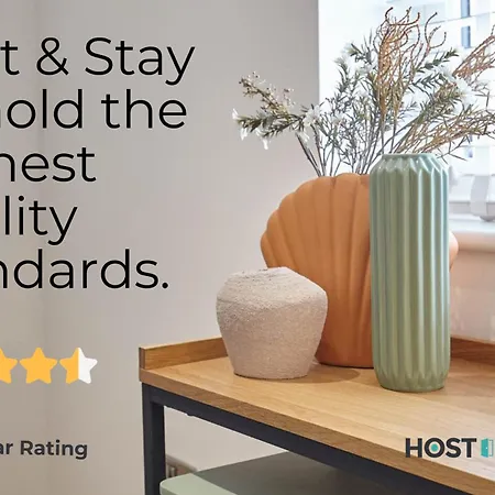 Host & - Hutton House Holiday home